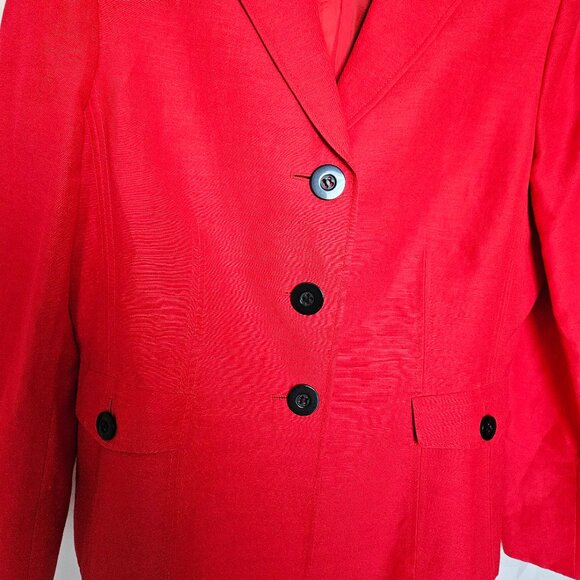 ***Evan-Picone Vibrant Red Blazer*** Timeless Design - Picture 2 of 11